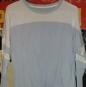 Half sleeve crop top